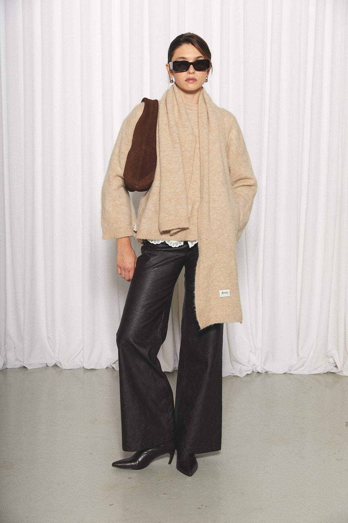 Nour Sweater Scarf, Beige