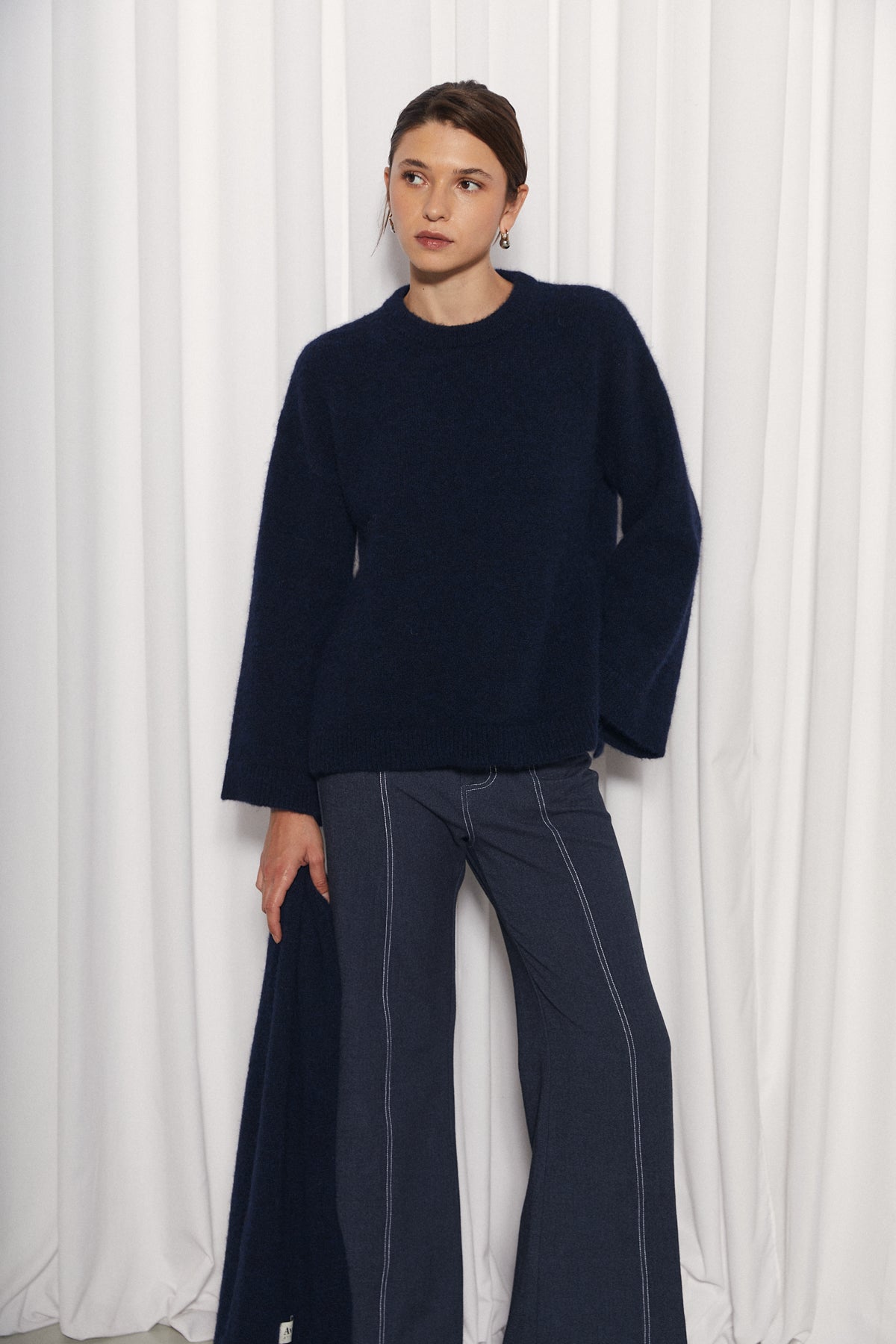Nour Sweater Scarf, Navy