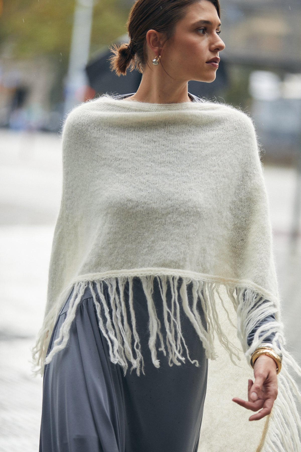 Lucy Shawl, Off White