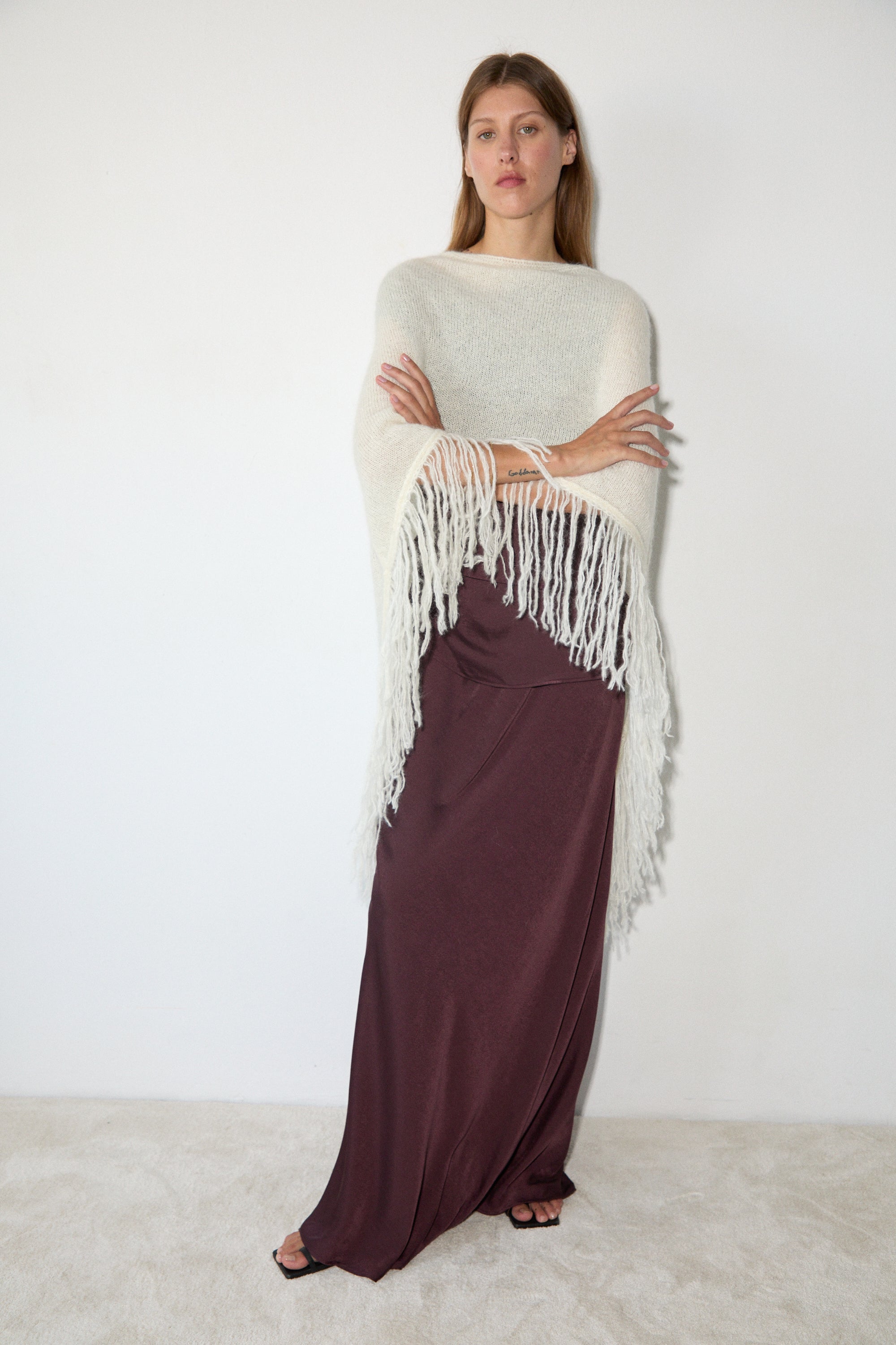 Lucy Shawl, Off White