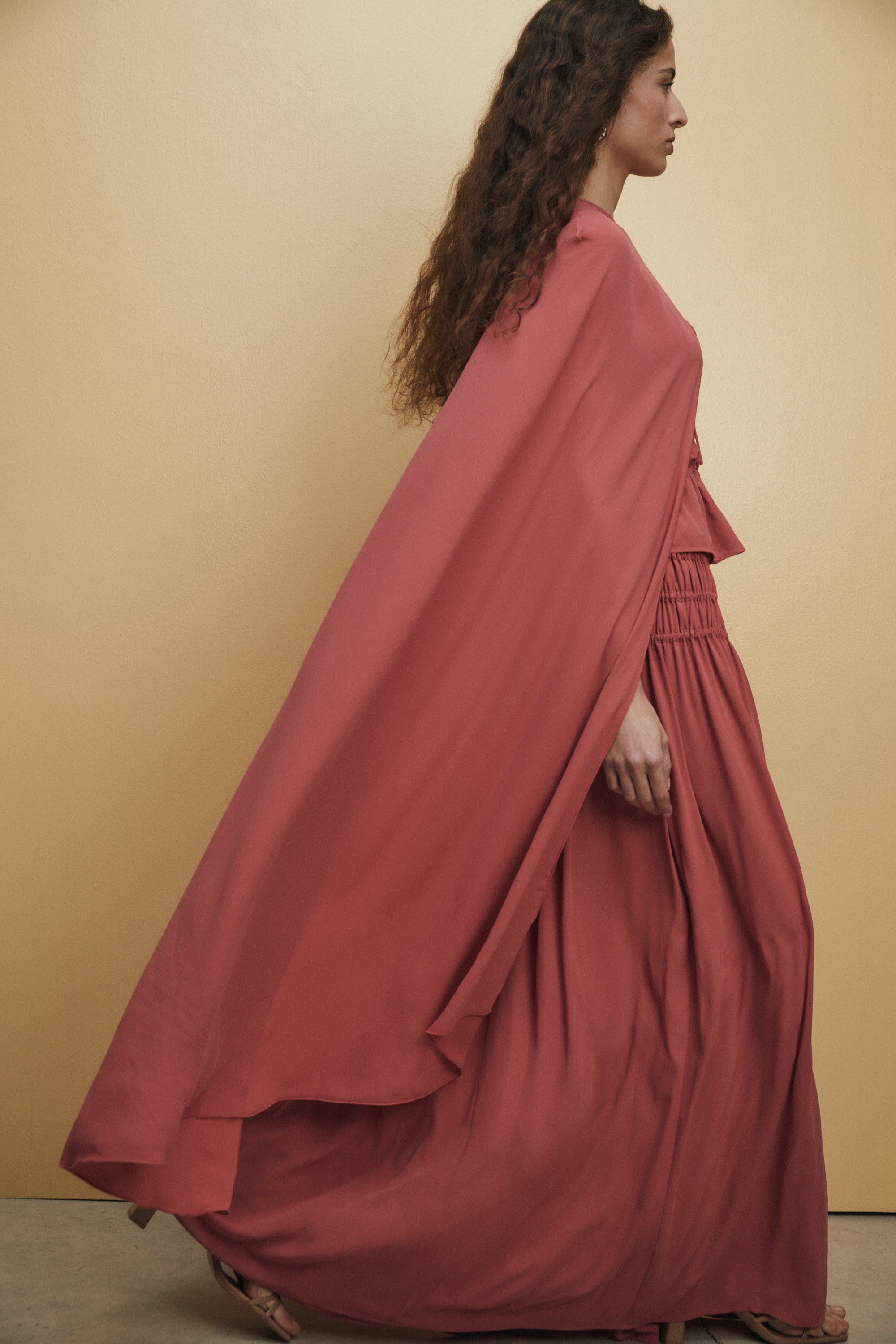 Sara Shawl, Pink
