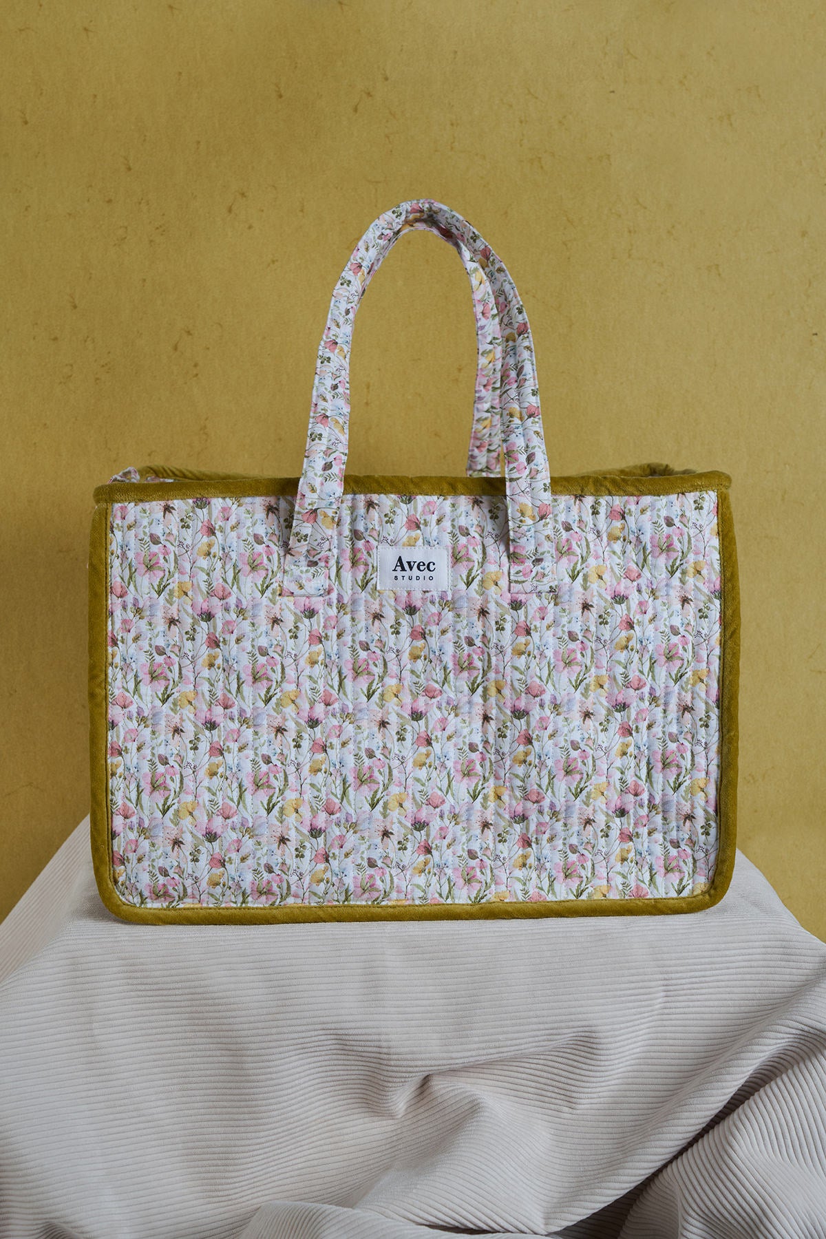 Travel Bag, Spring Flowers
