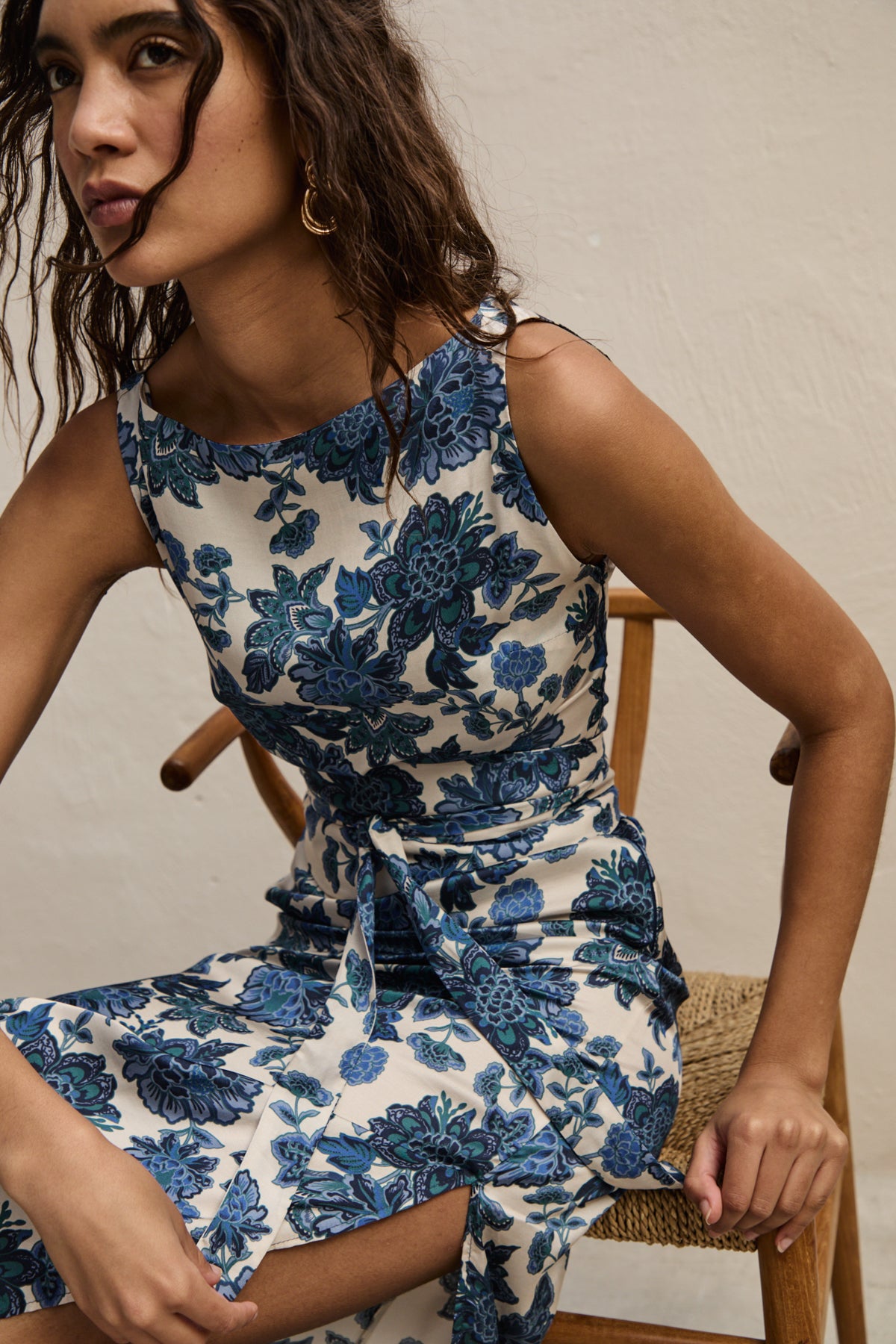 Sarai Belt, Blue Flower