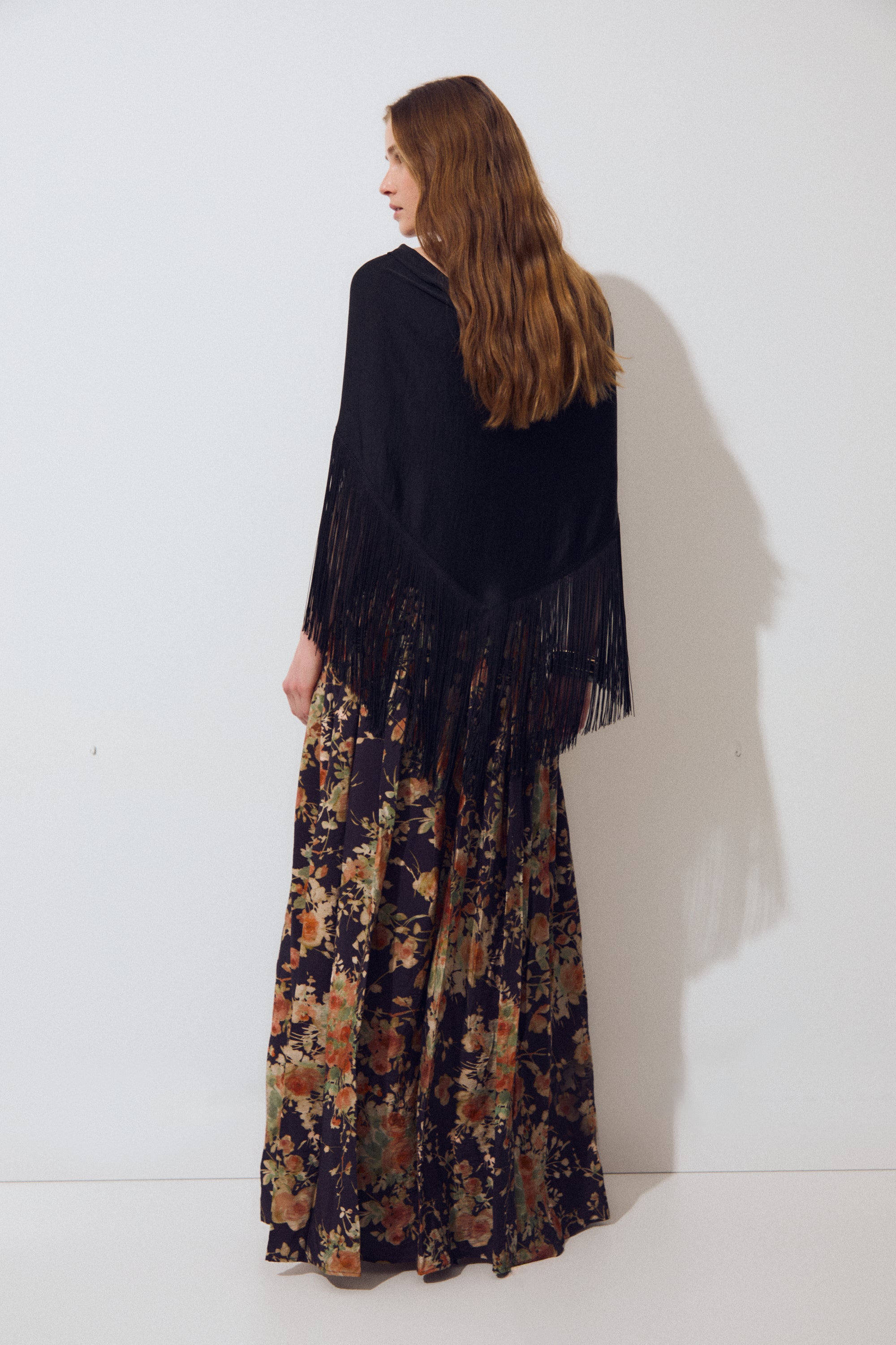 Fringes Shawl, Black