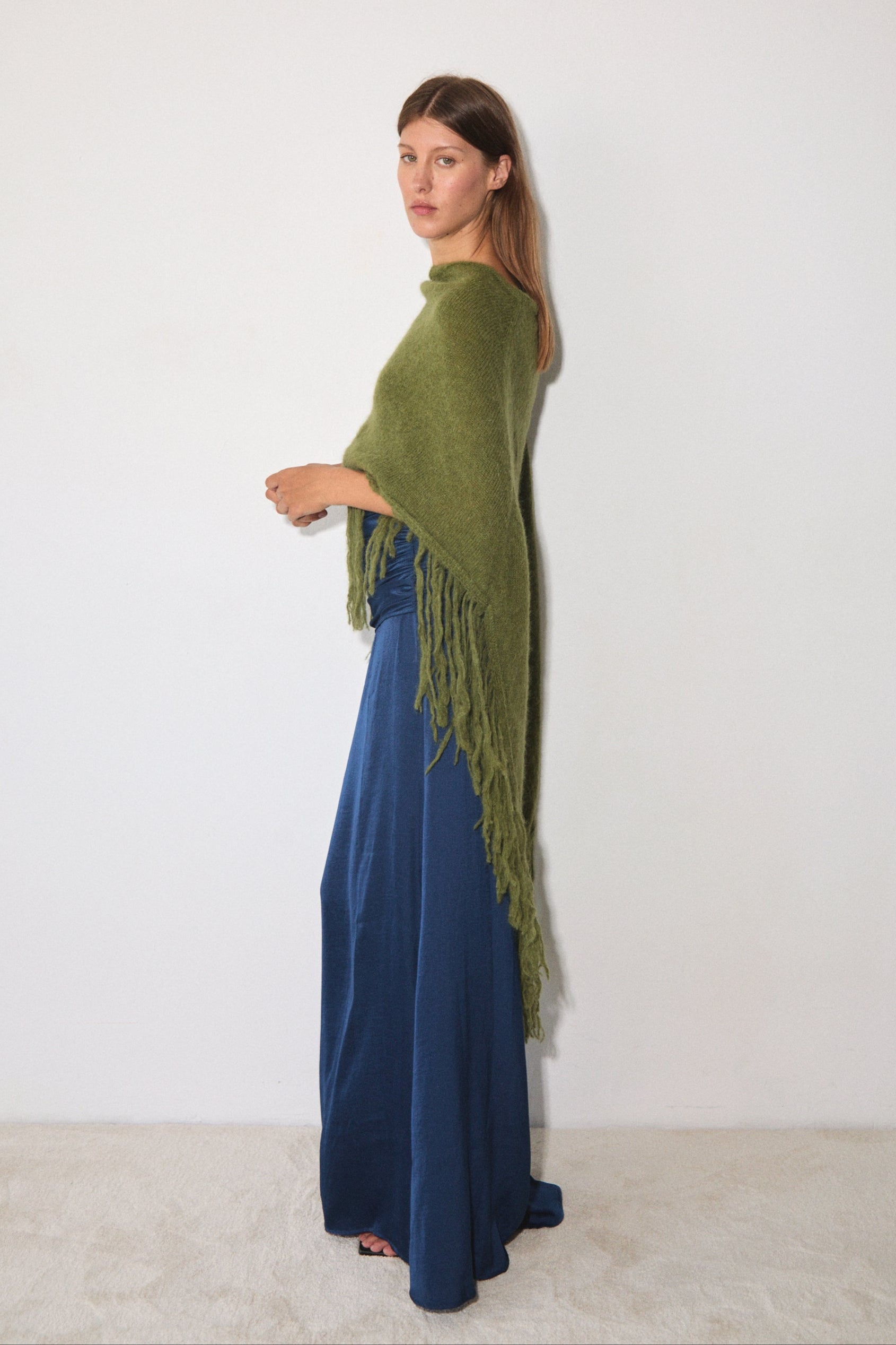 Lucy Shawl, Cactus