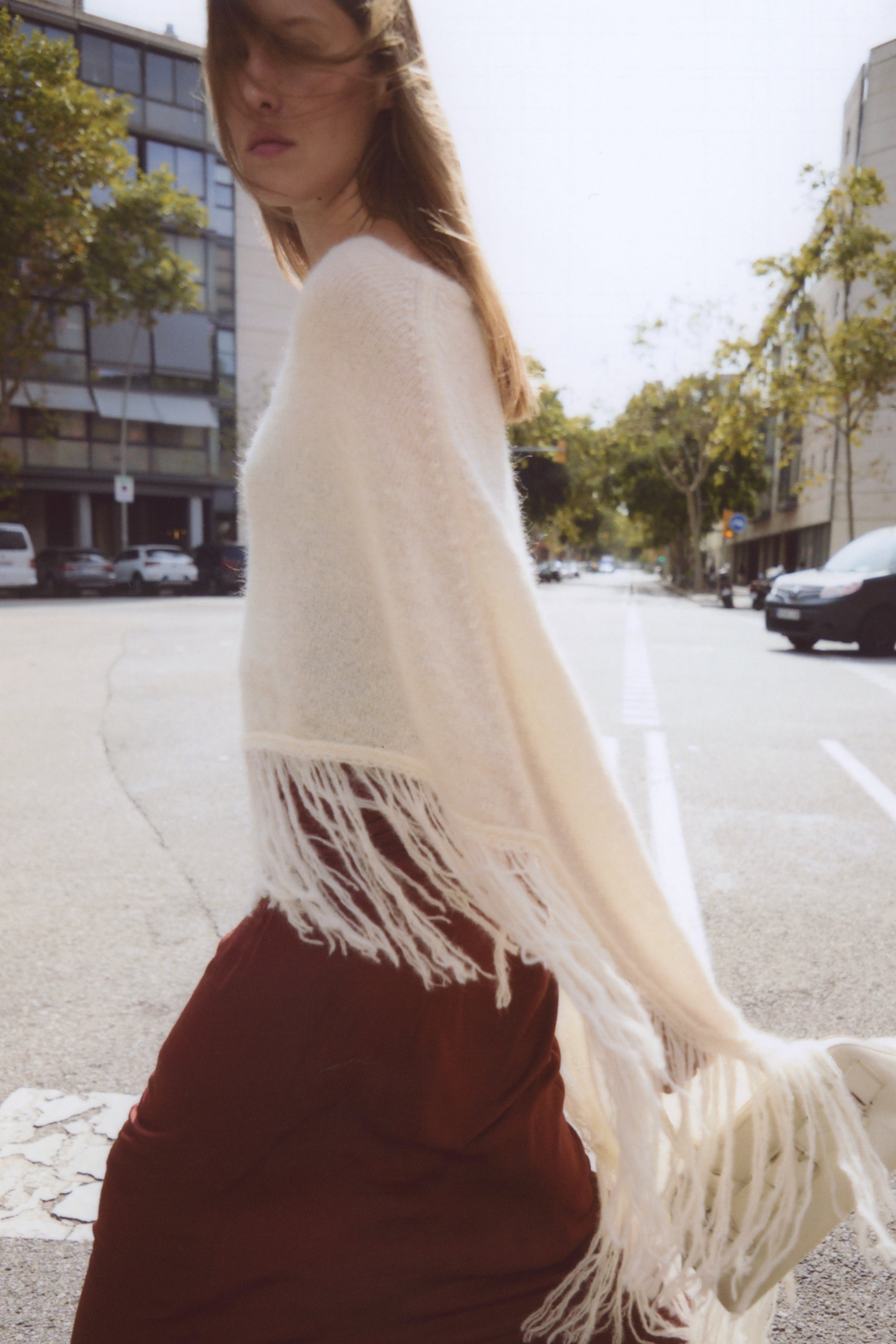Lucy Shawl, Off White